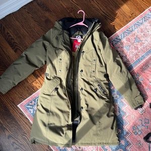 NEW WITH TAGS - Canada Goose Kensington Parka